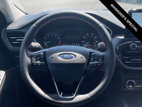 Used 2022 Ford Escape SEL w/ SEL Stealth AWD Package image 20