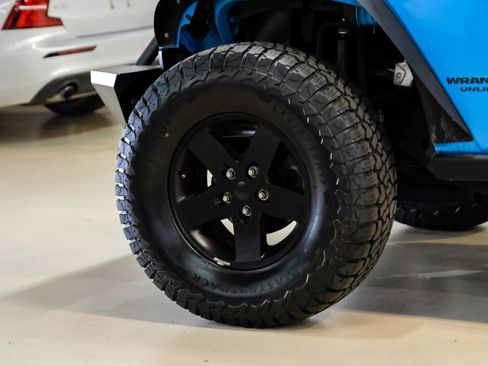 Used 2017 Jeep Wrangler Unlimited Sport AWD/4WD image 52