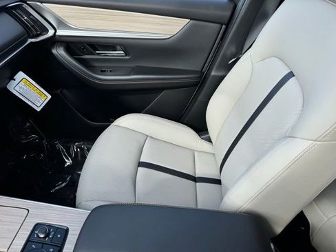 New 2026 MAZDA CX-90 Plug-In Hybrid w/ Preferred AWD/4WD image 25