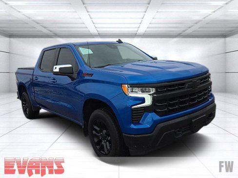 Used 2022 Chevrolet Silverado 1500 LT w/ Z71 Off-Road Package image 1