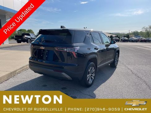 Used 2025 Chevrolet Equinox LT FWD image 8