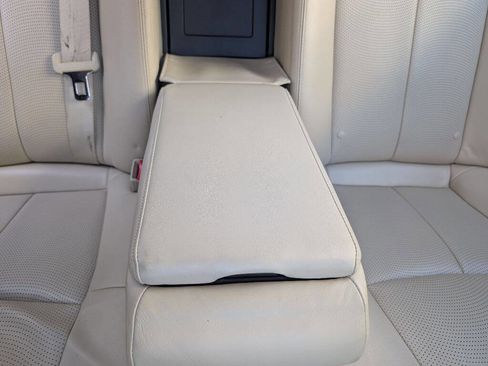 Used 2012 INFINITI M37 w/ Premium Pkg image 28