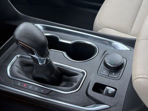 Used 2023 Chevrolet Traverse LS w/ Safety Package FWD image 20