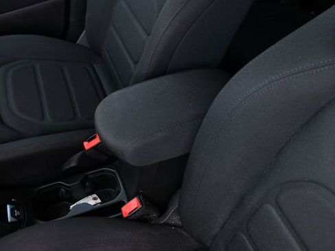 Used 2021 Jeep Renegade Latitude AWD/4WD image 17