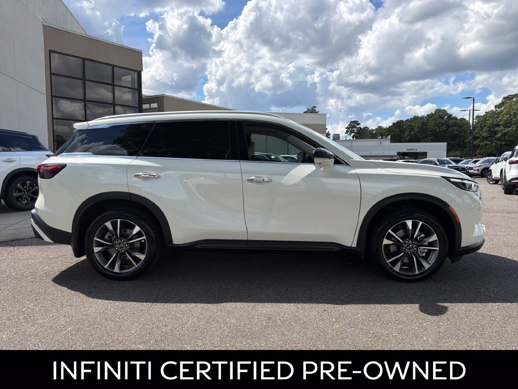 Certified 2024 INFINITI QX60 Luxe w/ Vision Package FWD image 13