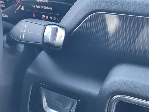 New 2026 GMC Yukon Elevation image 16