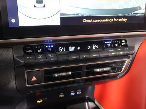 Used 2026 Toyota Camry XSE w/ Premium Plus Package FWD image 8