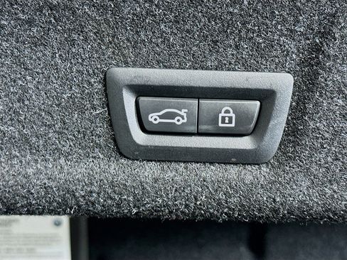 Used 2021 BMW 330e w/ Premium Package image 32