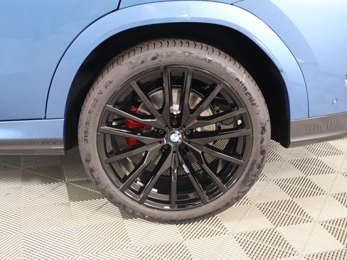 New 2027 BMW X6 xDrive40i w/ Executive Package AWD/4WD image 18