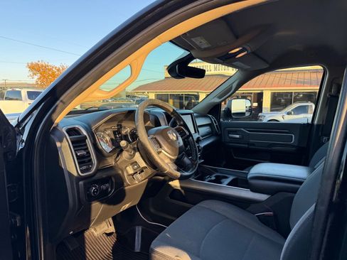 Used 2019 RAM 2500 Big Horn w/ Towing Technology Group image 17