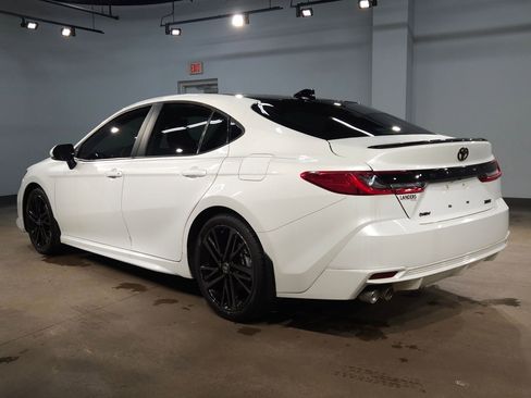 Used 2025 Toyota Camry XSE image 5