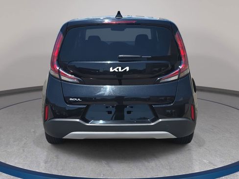 Used 2024 Kia Soul LX w/ Option Group 015 FWD image 6