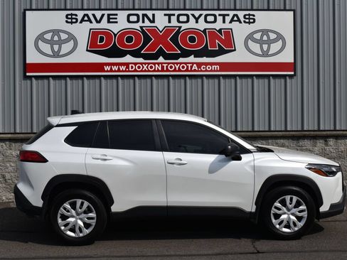 Certified 2024 Toyota Corolla Cross L AWD/4WD image 8