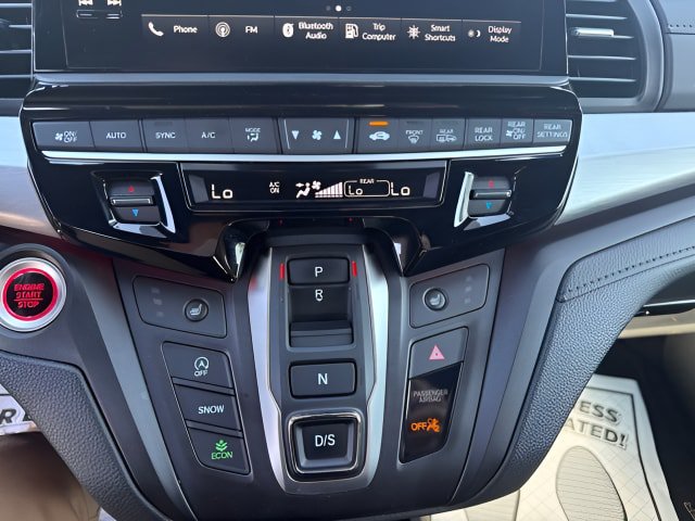 Used 2025 Honda Odyssey Sport-L image 19