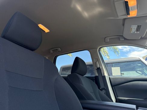 Used 2024 Nissan Rogue S FWD image 16