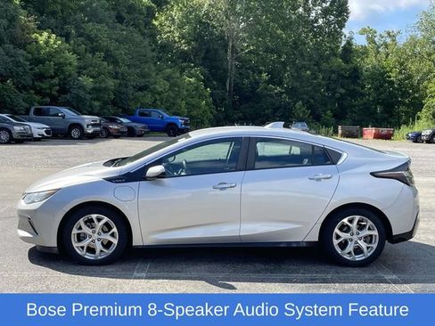 Used 2017 Chevrolet Volt Premier w/ Driver Confidence II Package FWD image 6