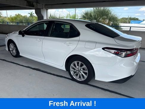 Used 2024 Toyota Camry LE FWD image 17
