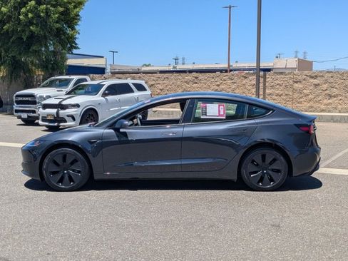 Used 2024 Tesla Model 3 Long Range RWD image 9