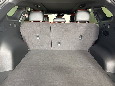 Used 2025 Kia Sportage SX image 27