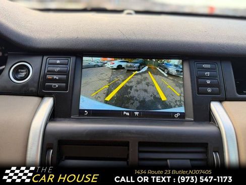 Used 2017 Land Rover Discovery Sport HSE image 29