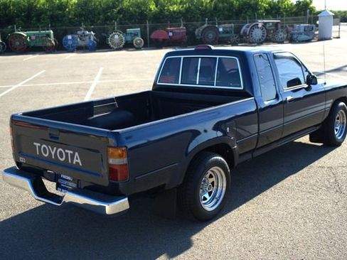 Used 1994 Toyota Pickup DX image 13
