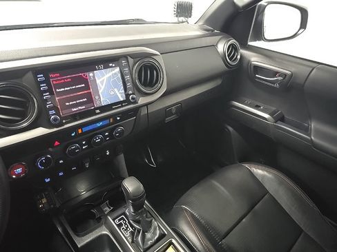 Used 2021 Toyota Tacoma TRD Pro AWD/4WD image 25
