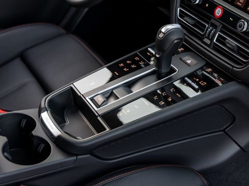 New 2026 Porsche Macan AWD/4WD image 49