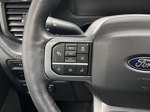 Used 2024 Ford F150 Lightning Lariat image 21