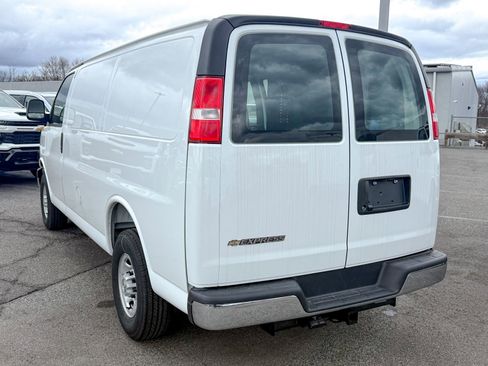 New 2025 Chevrolet Express 2500 w/ Driver Convenience Package RWD image 7