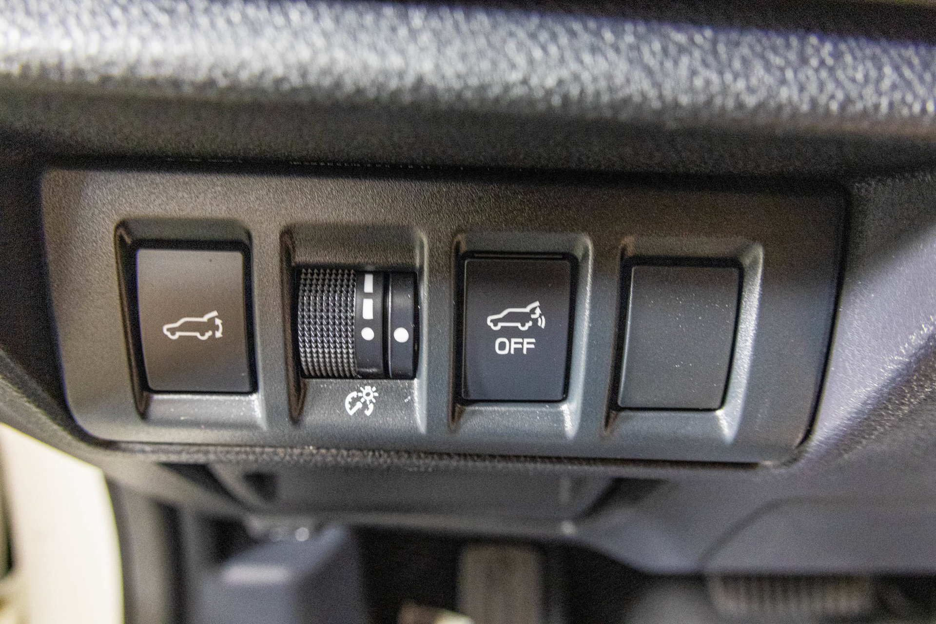 Used 2024 Subaru Outback Touring XT AWD/4WD image 37
