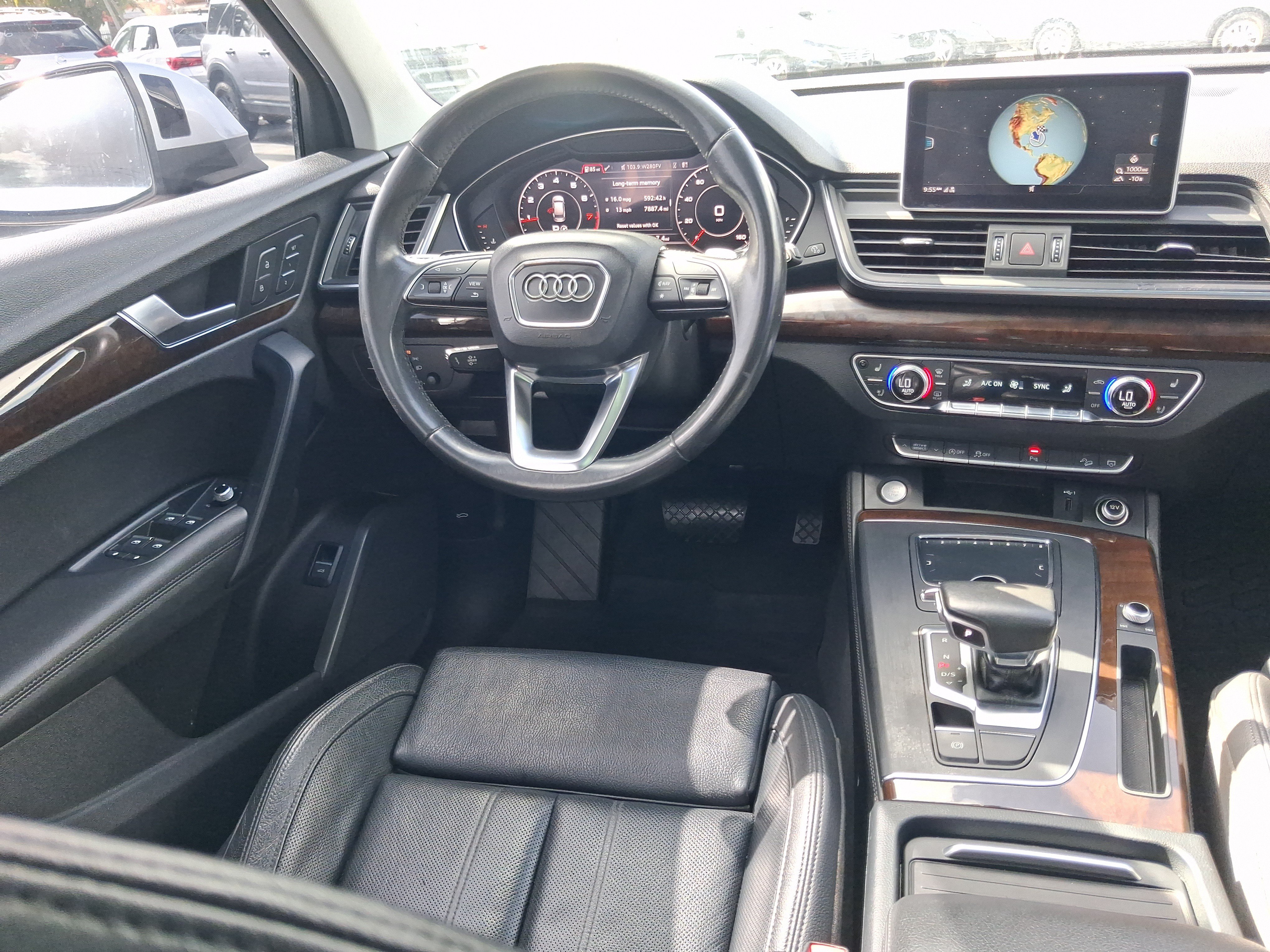 Used 2019 Audi Q5 2.0T Premium Plus w/ Premium Plus Package AWD/4WD image 24