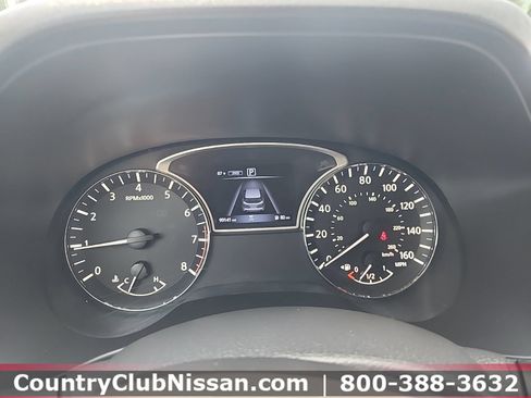 Used 2019 Nissan Pathfinder S AWD/4WD image 19