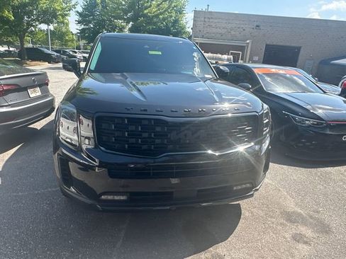 Used 2022 Kia Telluride SX w/ SX Prestige Package AWD/4WD image 2