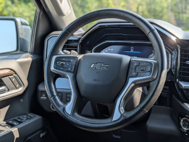 Used 2025 Chevrolet Silverado 1500 RST w/ Convenience Package II AWD/4WD image 15