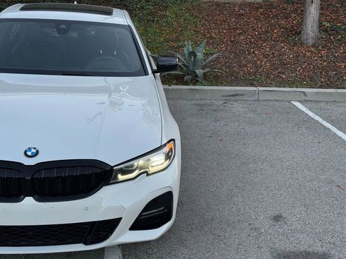 Used 2019 BMW 330i Sedan w/ M Sport Package image 8