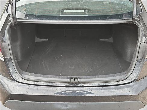 Used 2024 Toyota Corolla LE FWD image 6