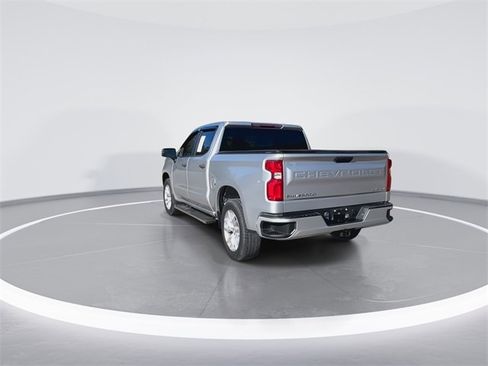 Used 2021 Chevrolet Silverado 1500 Custom w/ Safety Confidence Package image 9