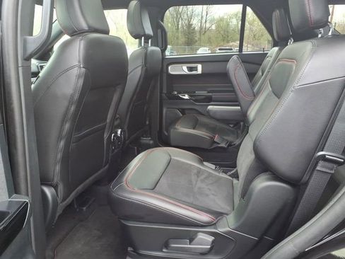 Used 2024 Ford Explorer ST-Line w/ Class IV Trailer Tow Package image 10