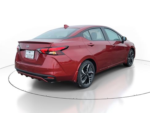 New 2025 Nissan Versa SR w/ Trunk Package image 4