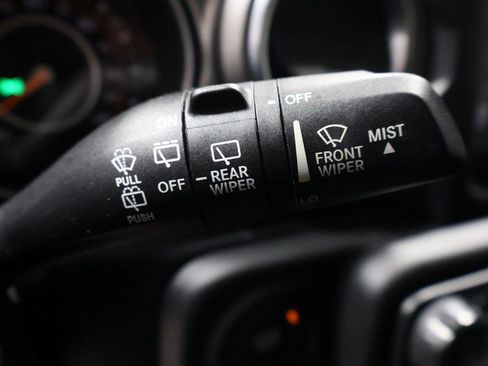 Certified 2018 Jeep Wrangler Unlimited Sahara w/ Cold Weather Group image 39