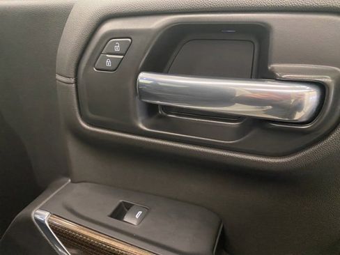 Used 2021 Chevrolet Silverado 1500 LT Trail Boss w/ Bed Protection Package image 20