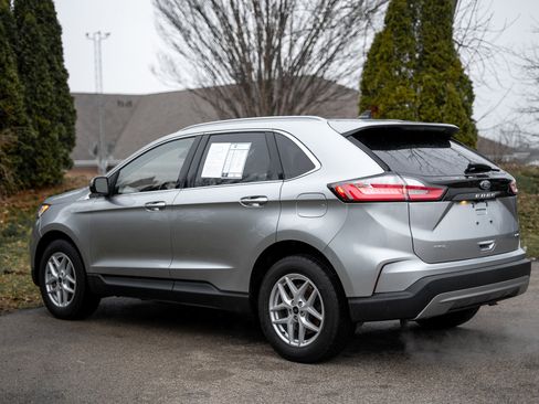 Used 2023 Ford Edge SEL w/ Convenience Package image 7
