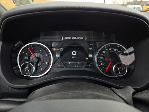 New 2026 RAM 2500 Big Horn AWD/4WD image 18
