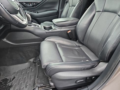 Certified 2022 Subaru Outback Limited image 19