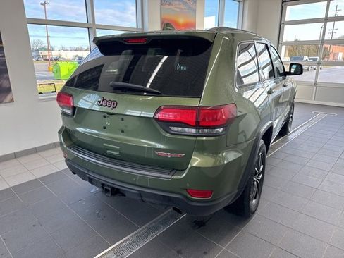 Used 2019 Jeep Grand Cherokee Trailhawk w/ Trailhawk Luxury Group image 5