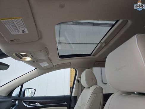 Used 2023 Buick Enclave Avenir w/ Avenir Technology Package image 20