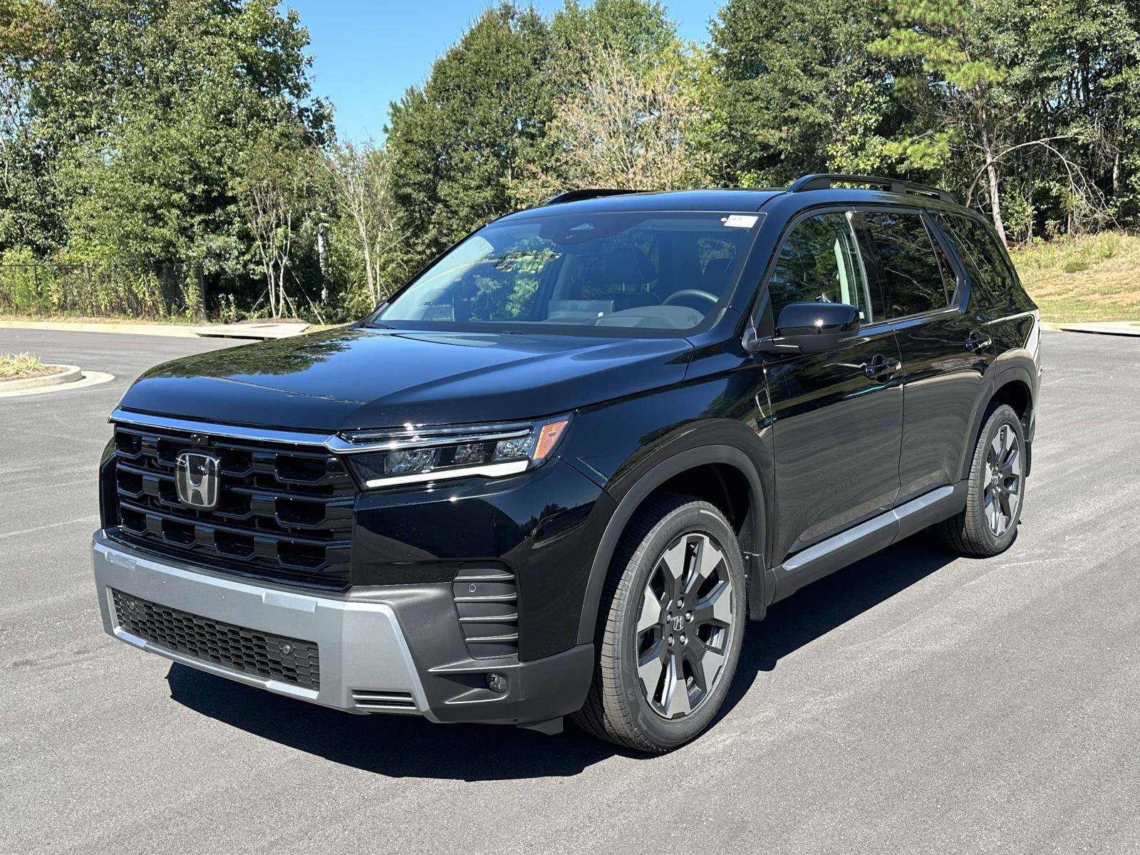 New 2026 Honda Pilot Elite image 3