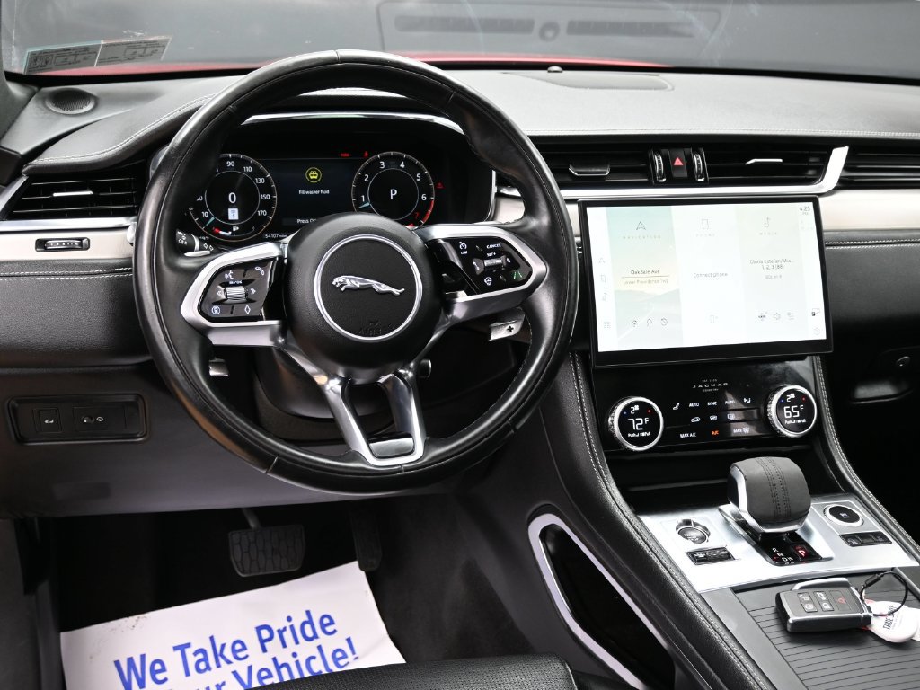 Used 2025 Jaguar F-PACE R-Dynamic S AWD/4WD image 27