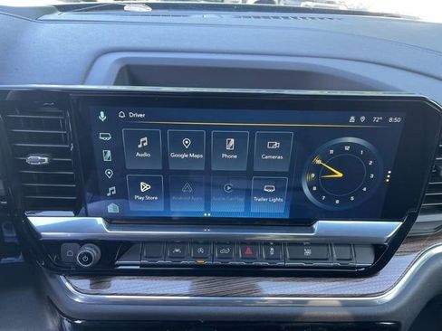 Used 2024 Chevrolet Silverado 1500 LT AWD/4WD image 8