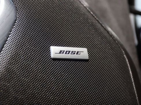 Used 2021 Chevrolet Suburban LT w/ Luxury Package image 42